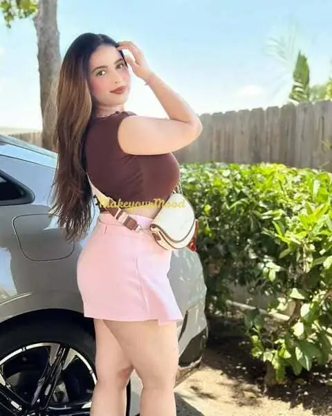 Shristi  Female Mahipalpur Escorts Delhi call girl