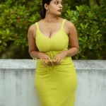 Naira Insta model escort in Gurgaon, Delhi NCR (3)
