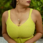 Naira Insta model escort in Gurgaon, Delhi NCR (4)