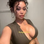 Rozy busty Russian escort in Delhi and Gurgaon (4)