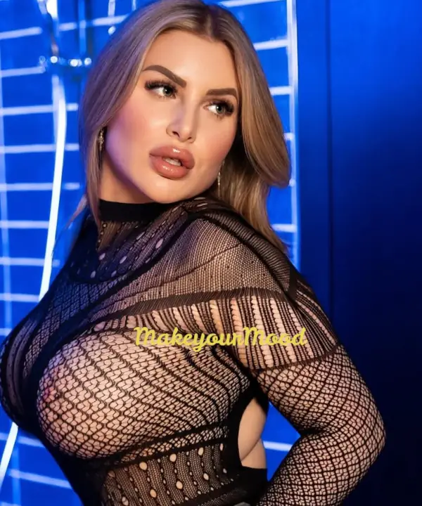 Byrci big boobs Delhi Russian escort in Chirag Delhi